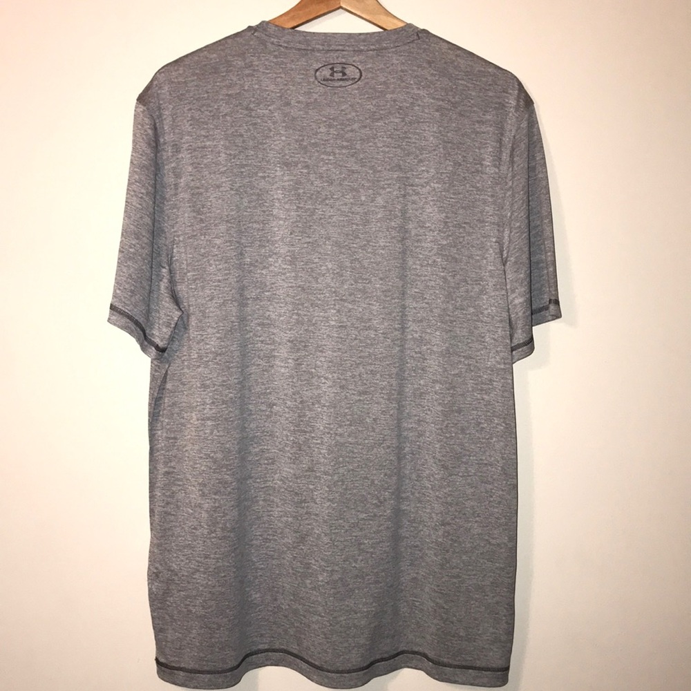 Men’s Under Armour Heatgear V-Neck T-Shirt - Picture 2 of 4